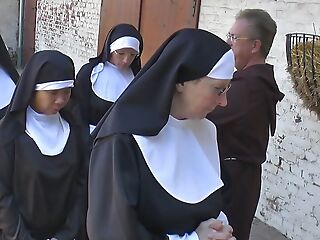 Nun loves fuck alfresco