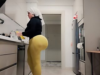 my chubby ass stepmom caught me obeying at her ass