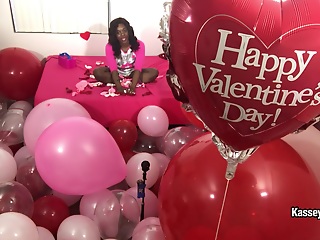 Kasseystarr in Valentines Day Court Of Balloons - FanCentro